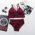 Lace bra brief set