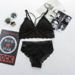 Lace bra brief set